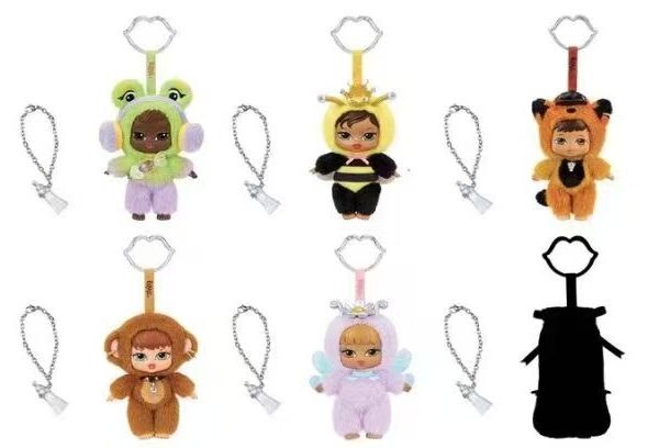 7/24  MGA Authentic Bratz Bratziez Plush Charm Blind Box