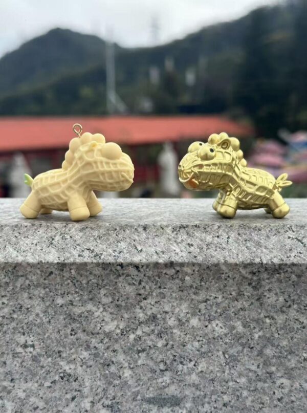 Hulai - Peanut Horses (Pair)
