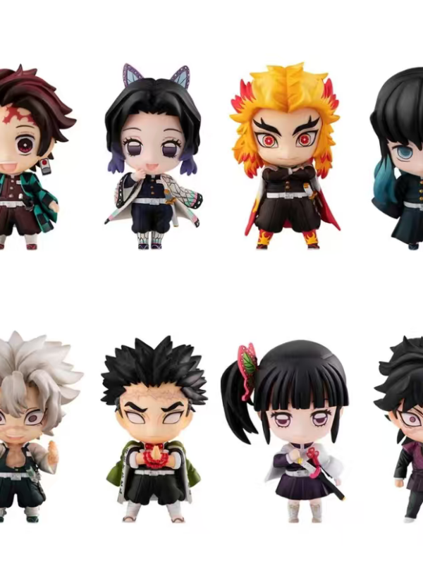 8/12 Demon Slayer: Kimetsu no Yaiba Tanjiro & Friends Collectible Figure Blind Box Vol.2