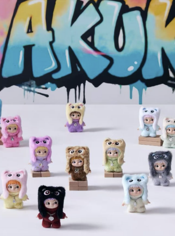 WAKUKU -On a Roll SeriesVinyl Plush Doll